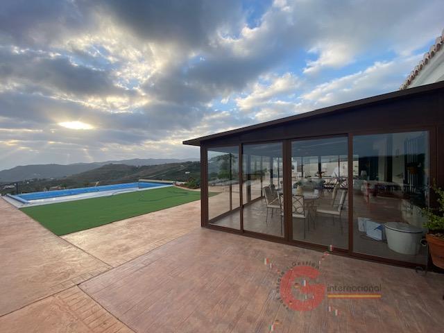 For sale of rural property in Almayate Bajo
