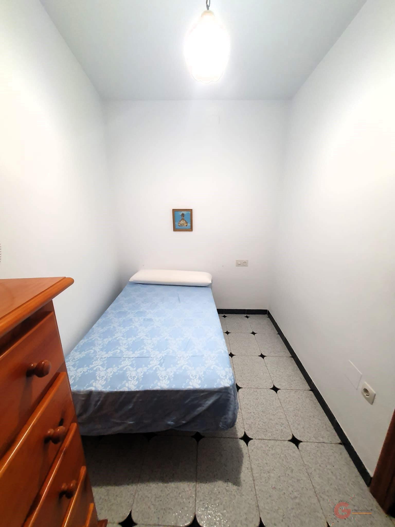 Venta de casa en Vélez de Benaudalla