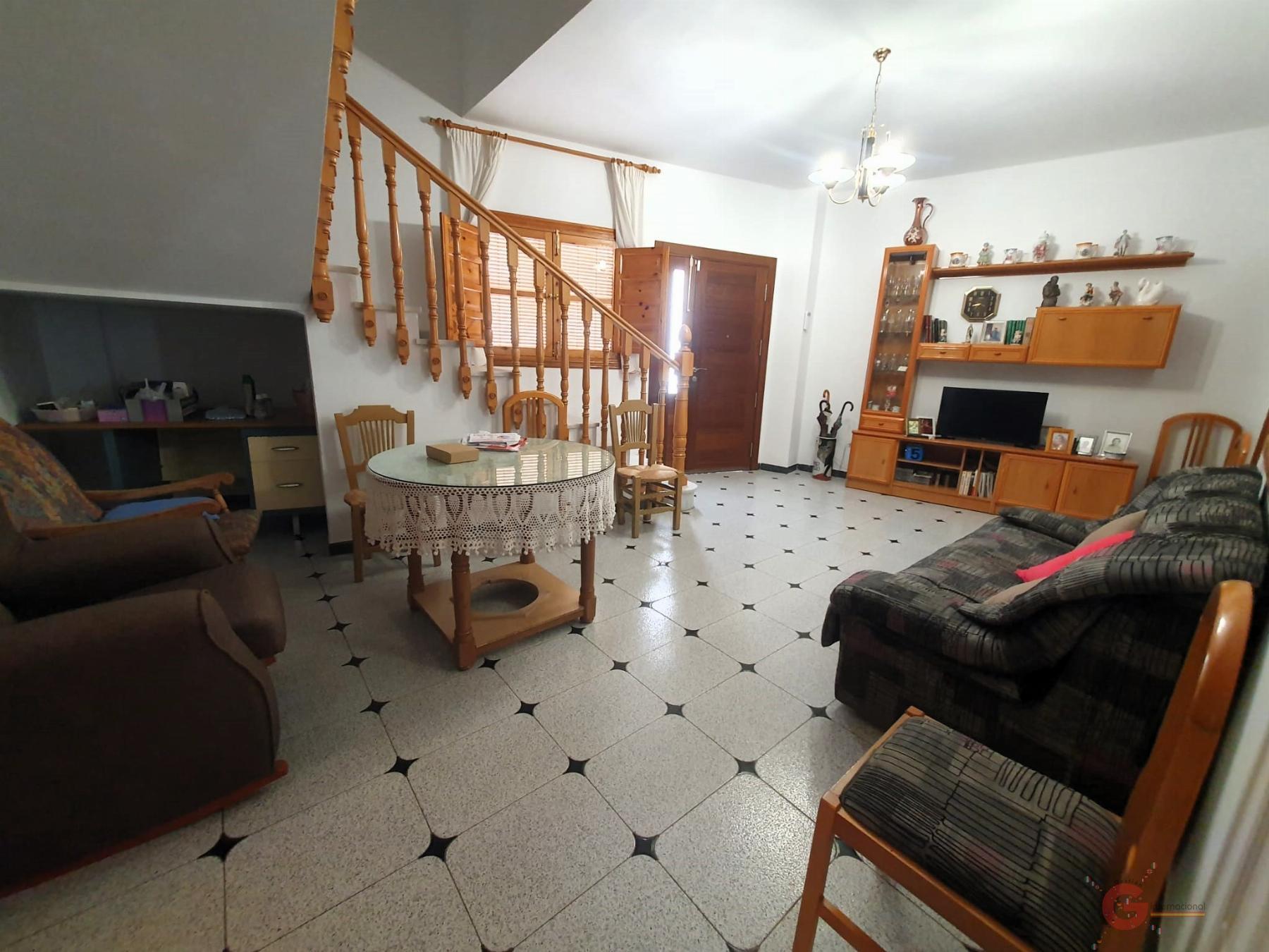 Venta de casa en Vélez de Benaudalla
