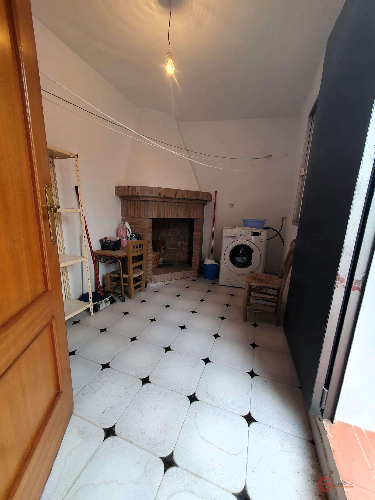 Venta de casa en Vélez de Benaudalla