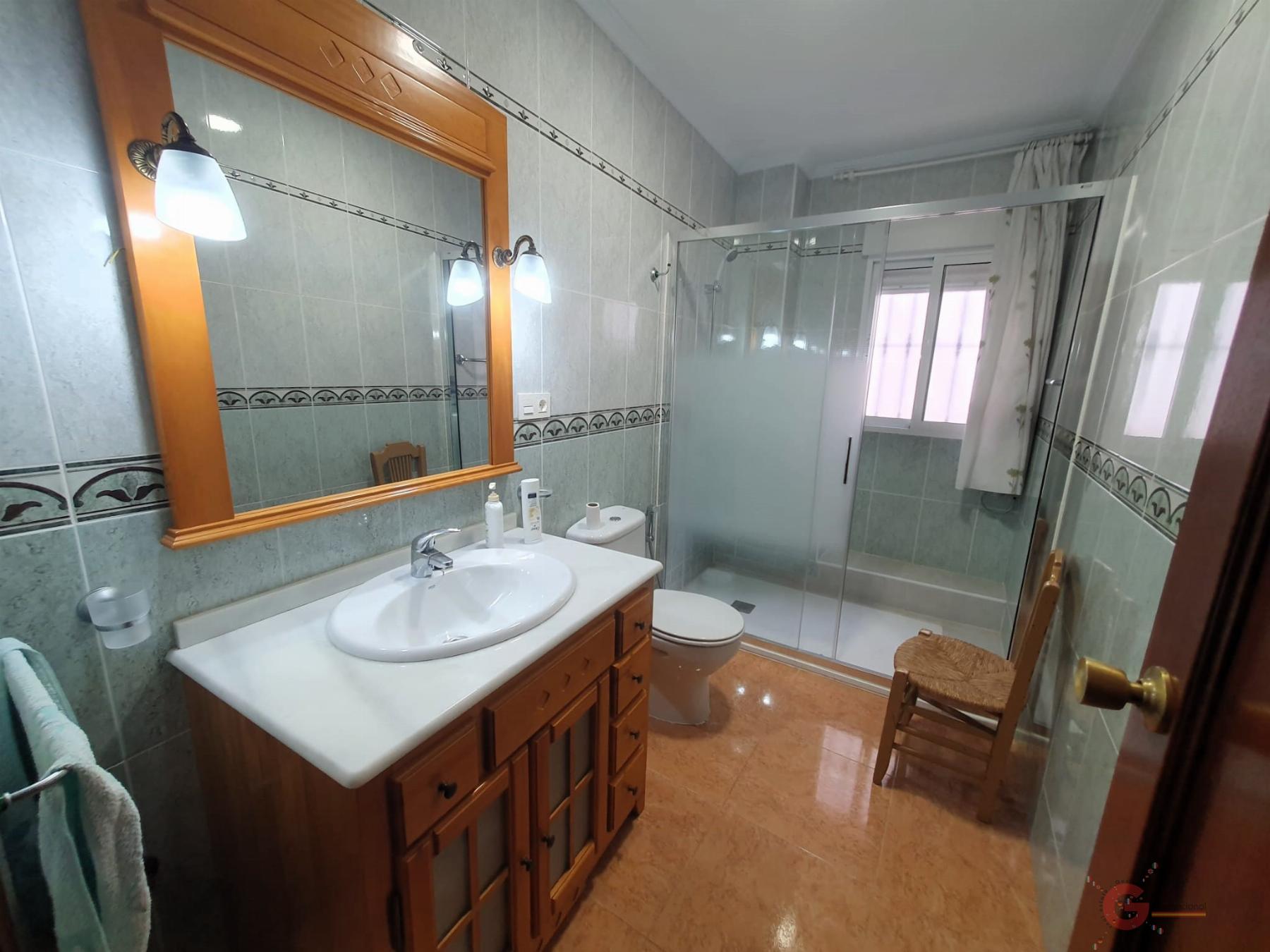 Venta de casa en Vélez de Benaudalla