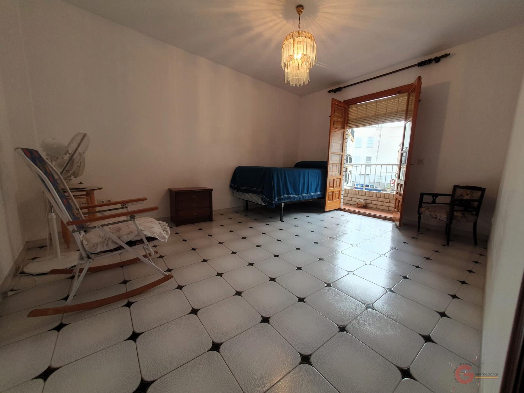 Venta de casa en Vélez de Benaudalla