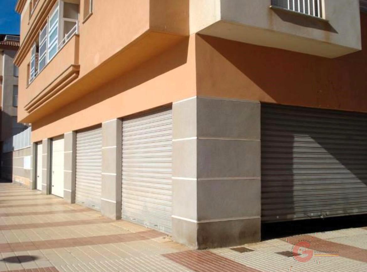 For sale of commercial in Calahonda