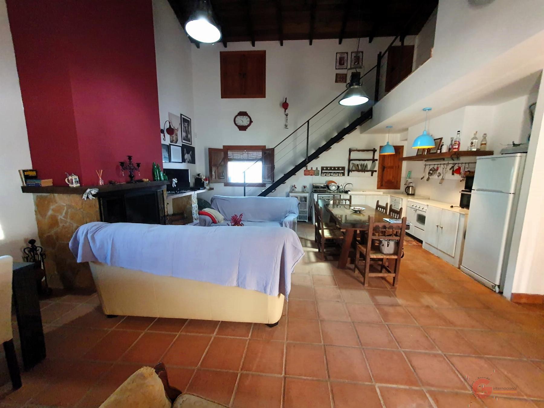 Venta de finca rústica en Vélez de Benaudalla