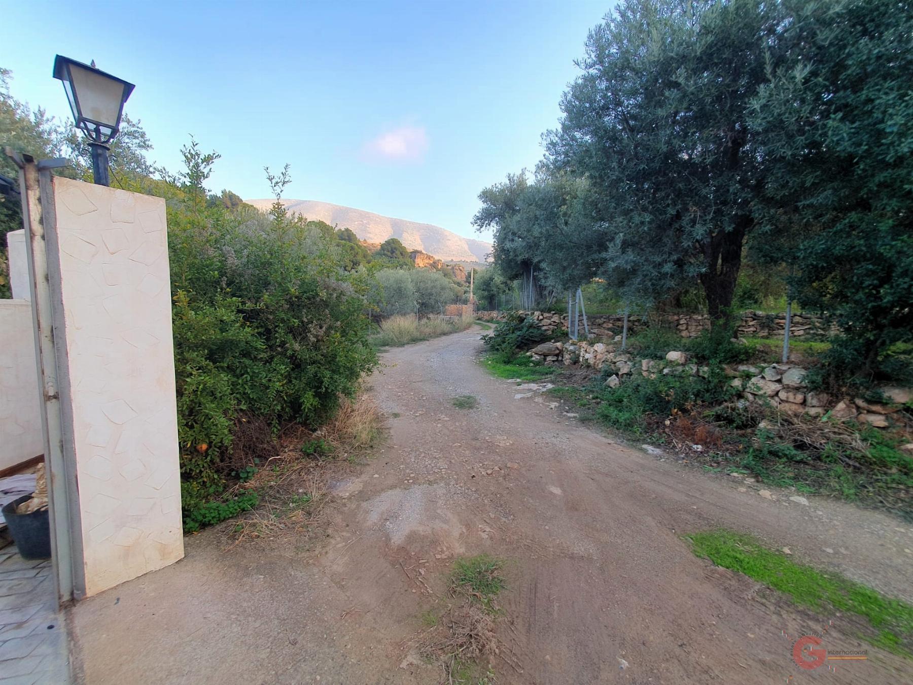 Venta de finca rústica en Vélez de Benaudalla