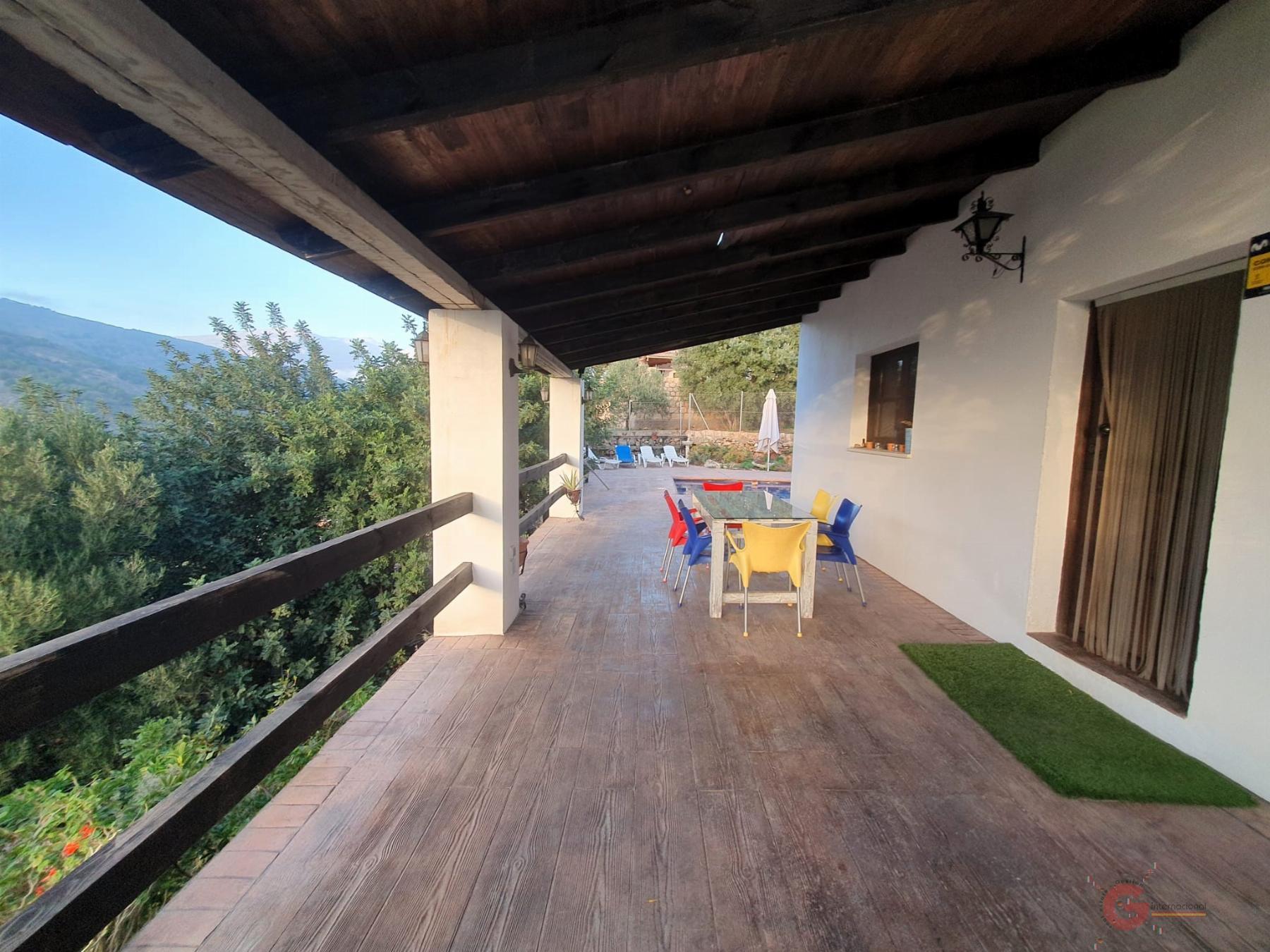 Venta de finca rústica en Vélez de Benaudalla