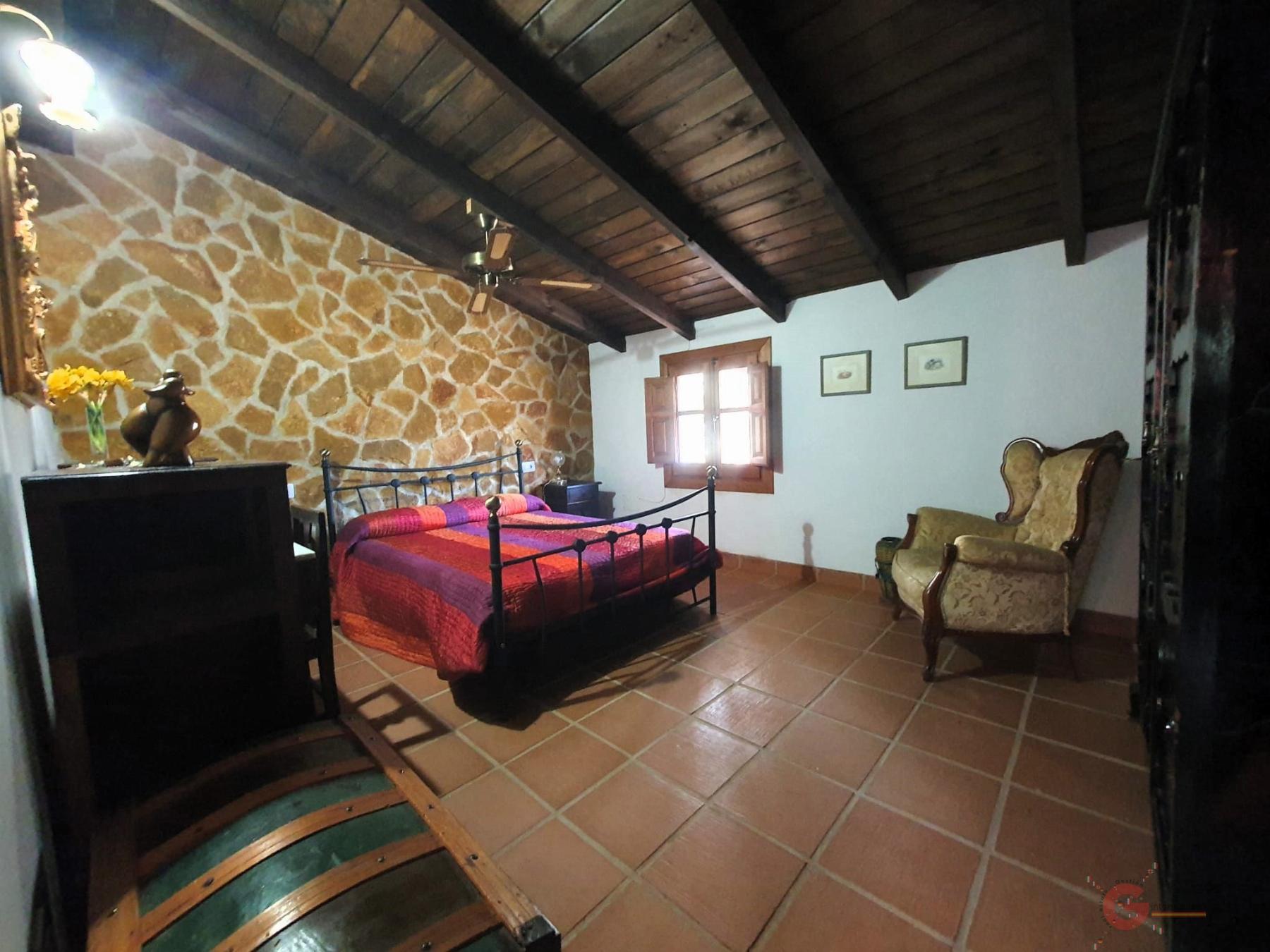 Venta de finca rústica en Vélez de Benaudalla