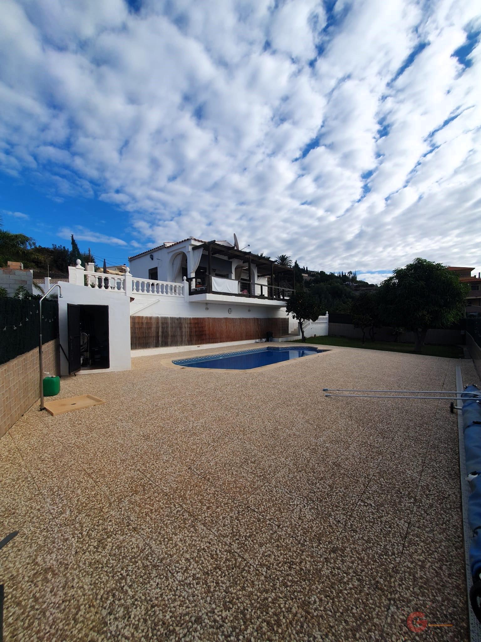 For sale of rural property in Motril