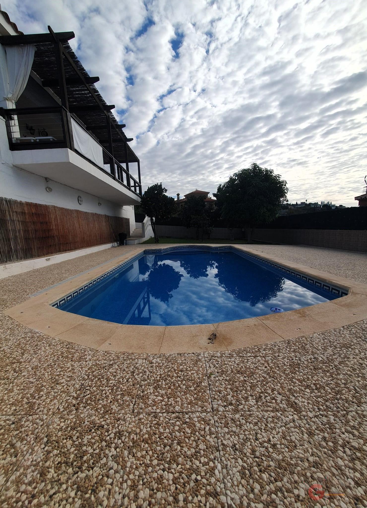 For sale of rural property in Motril