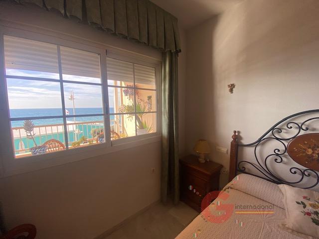 For sale of flat in La Herradura
