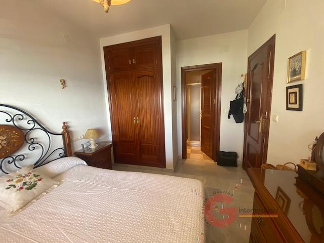 For sale of flat in La Herradura
