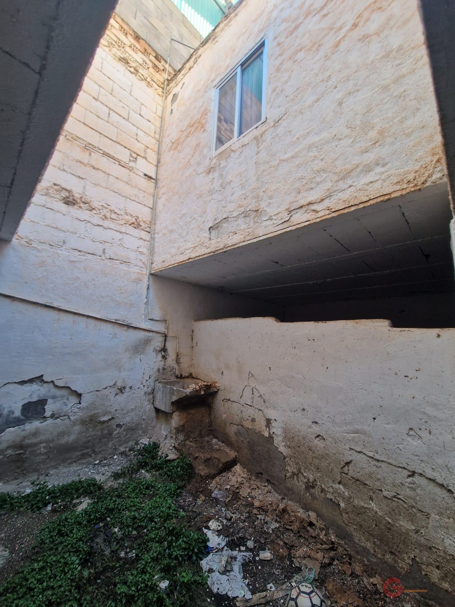 For sale of house in Molvízar