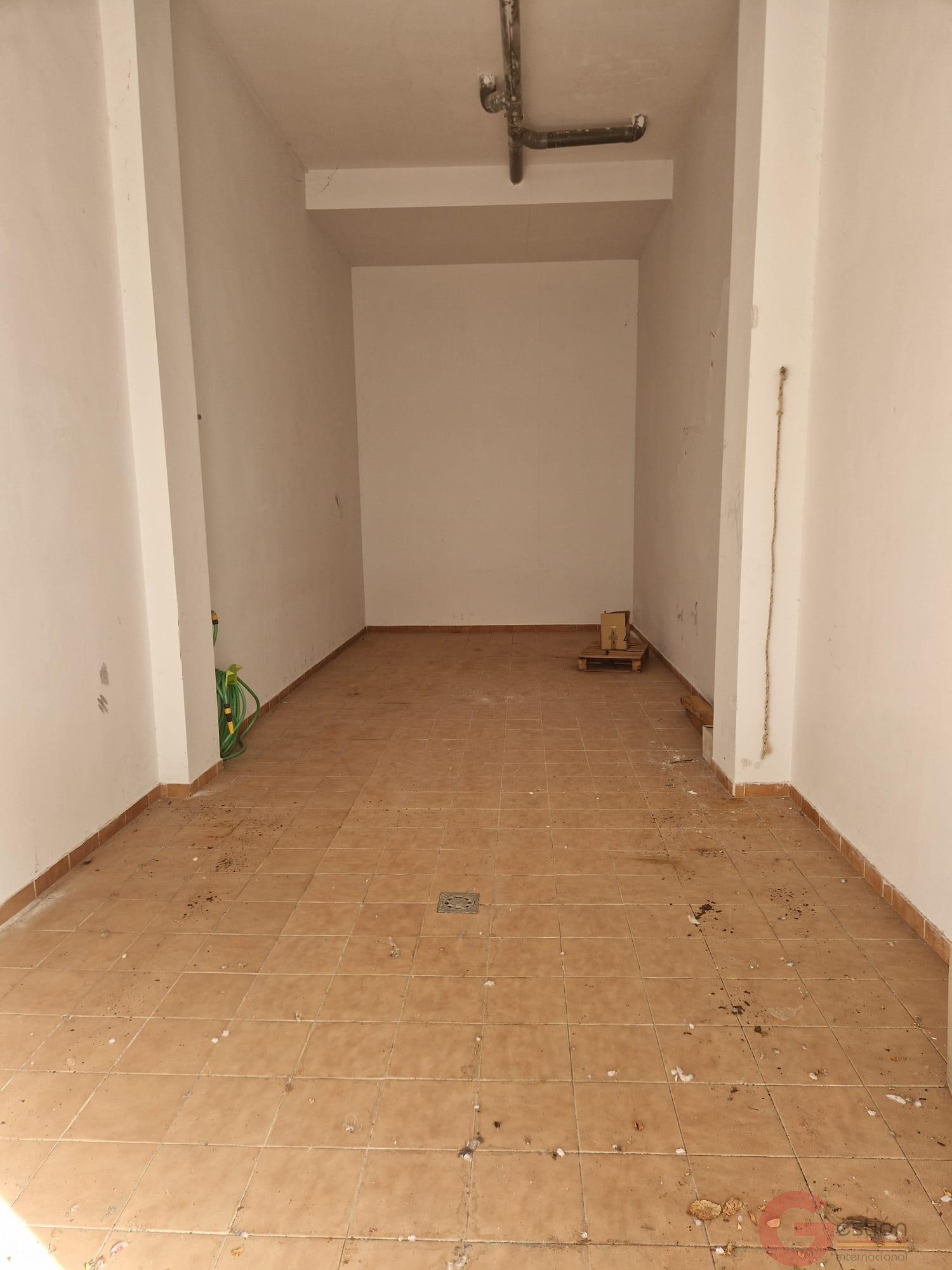 Venta de garaje en Otívar Venta de garaje en Otívar