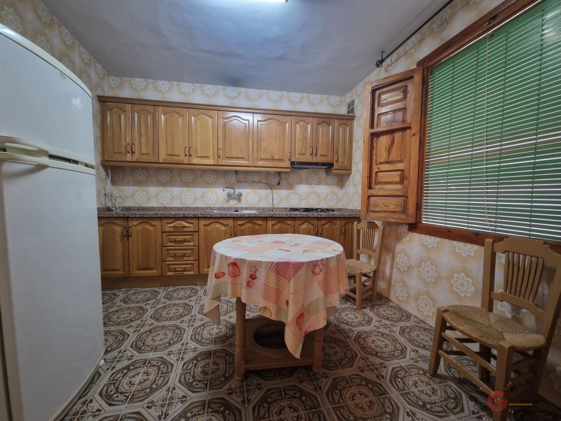 For sale of house in Molvízar