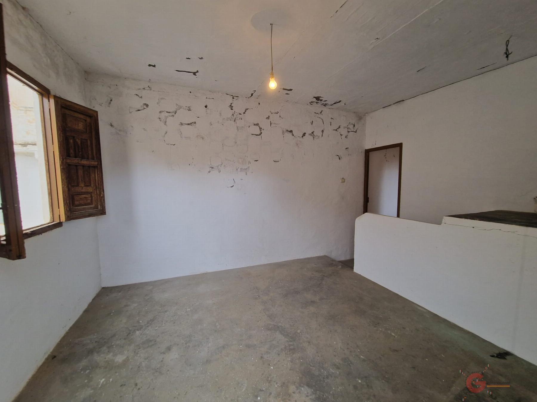 For sale of house in Molvízar
