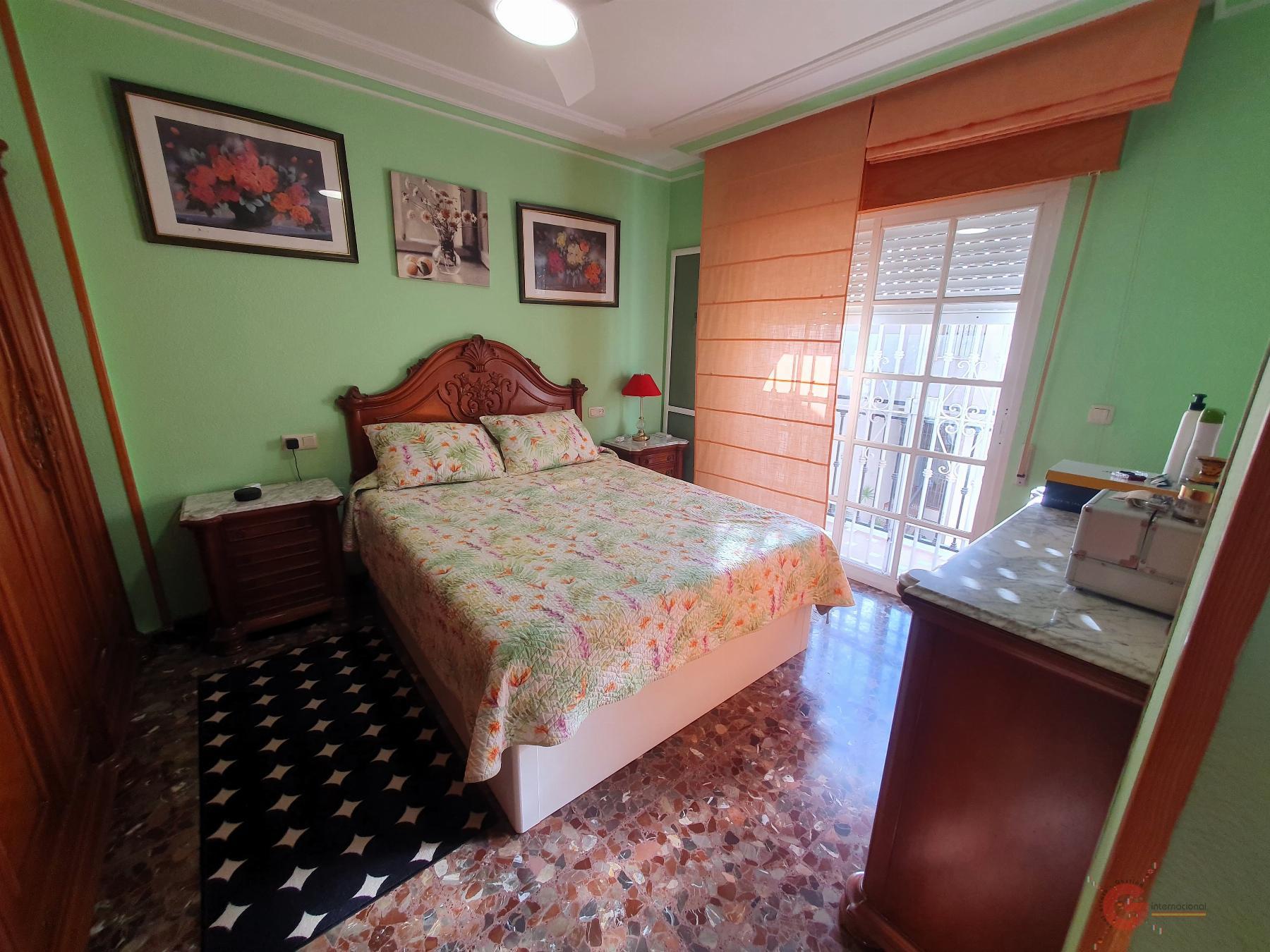 For sale of house in Motril