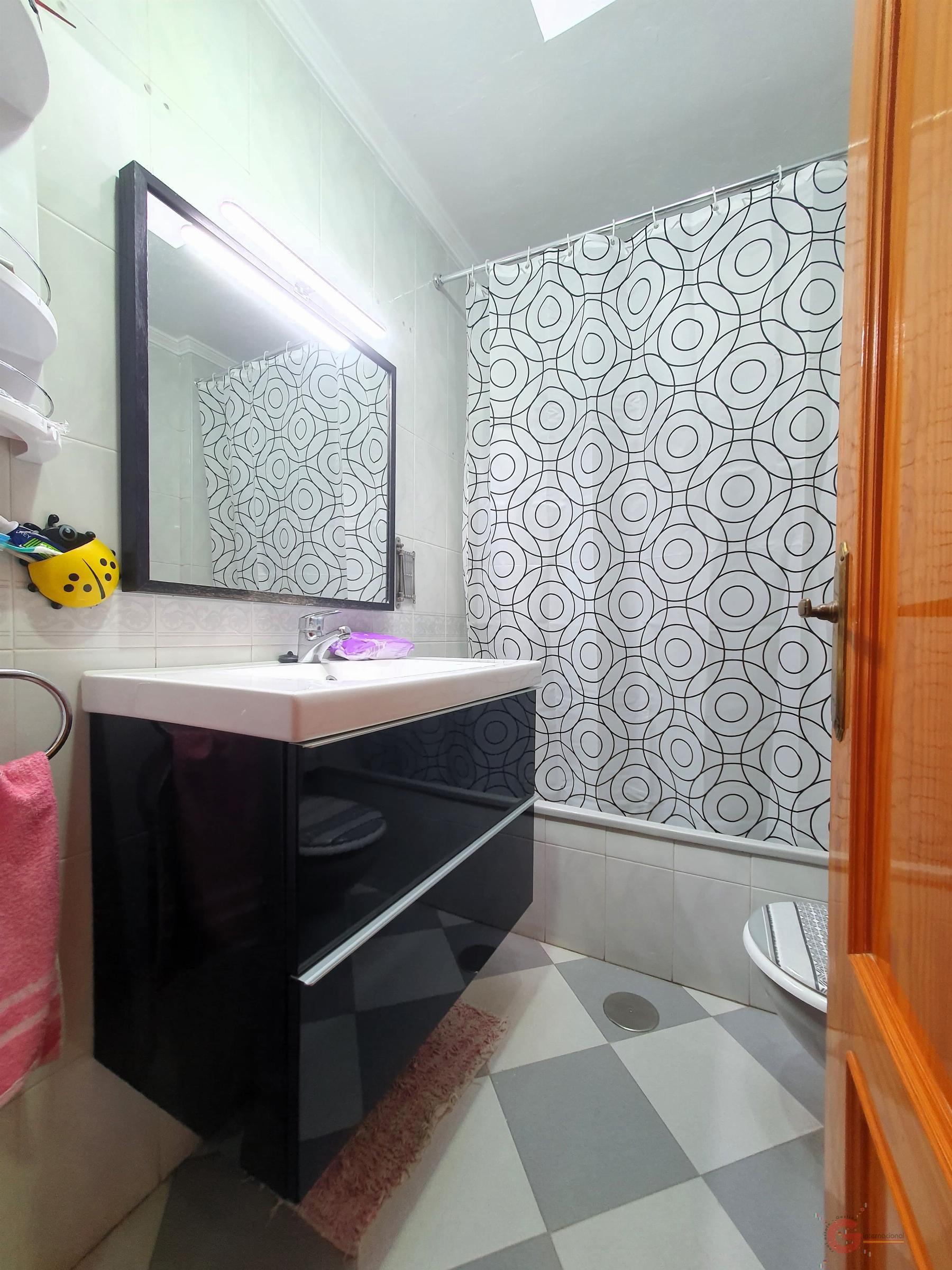 For sale of house in Motril