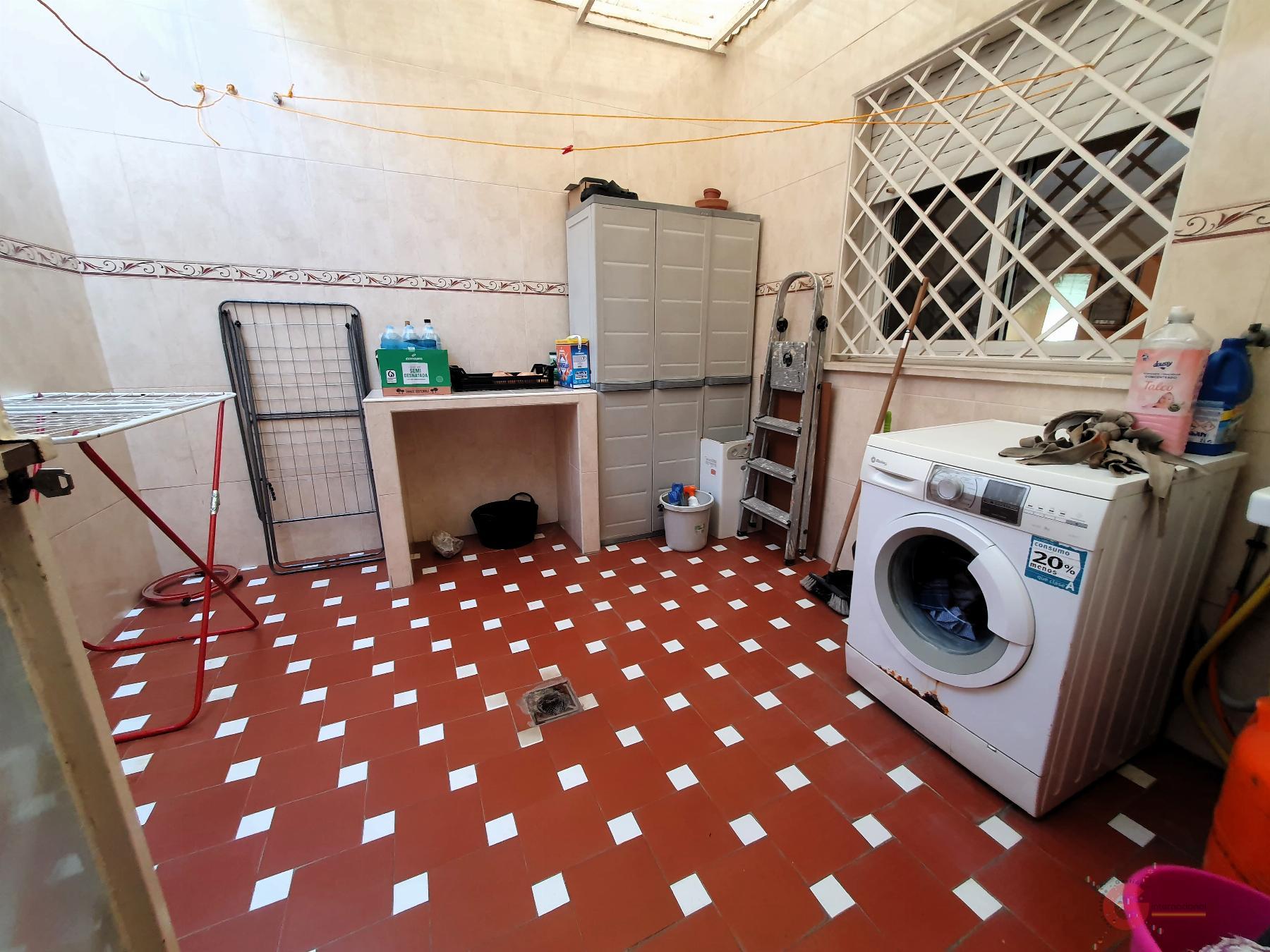 For sale of house in Motril