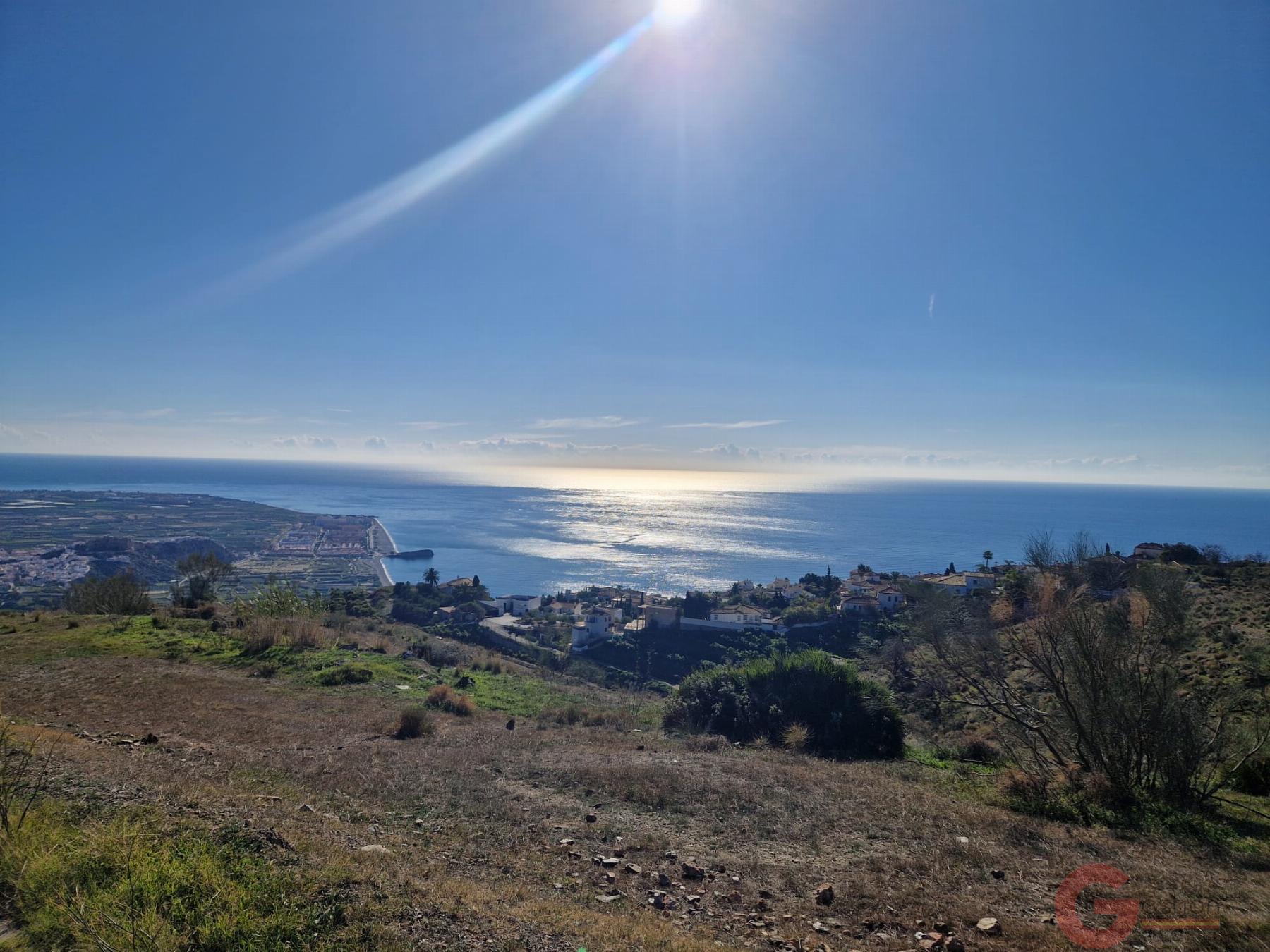 Venta de terreno en Salobreña