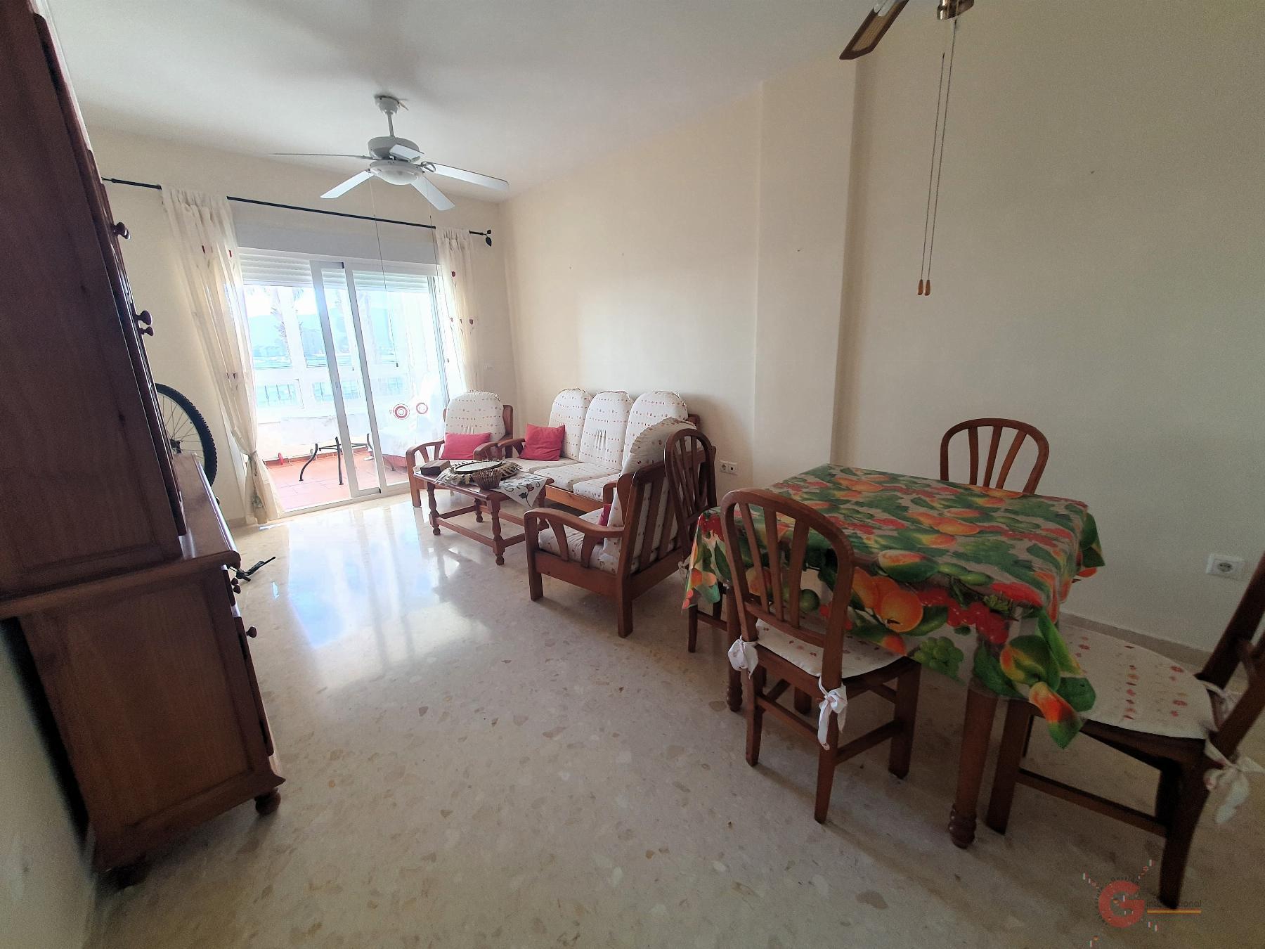 For sale of flat in Calahonda
