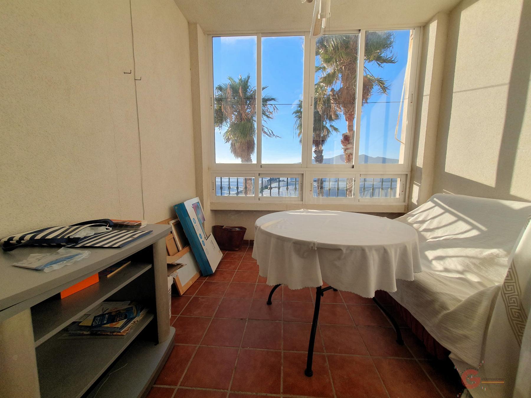 For sale of flat in Calahonda