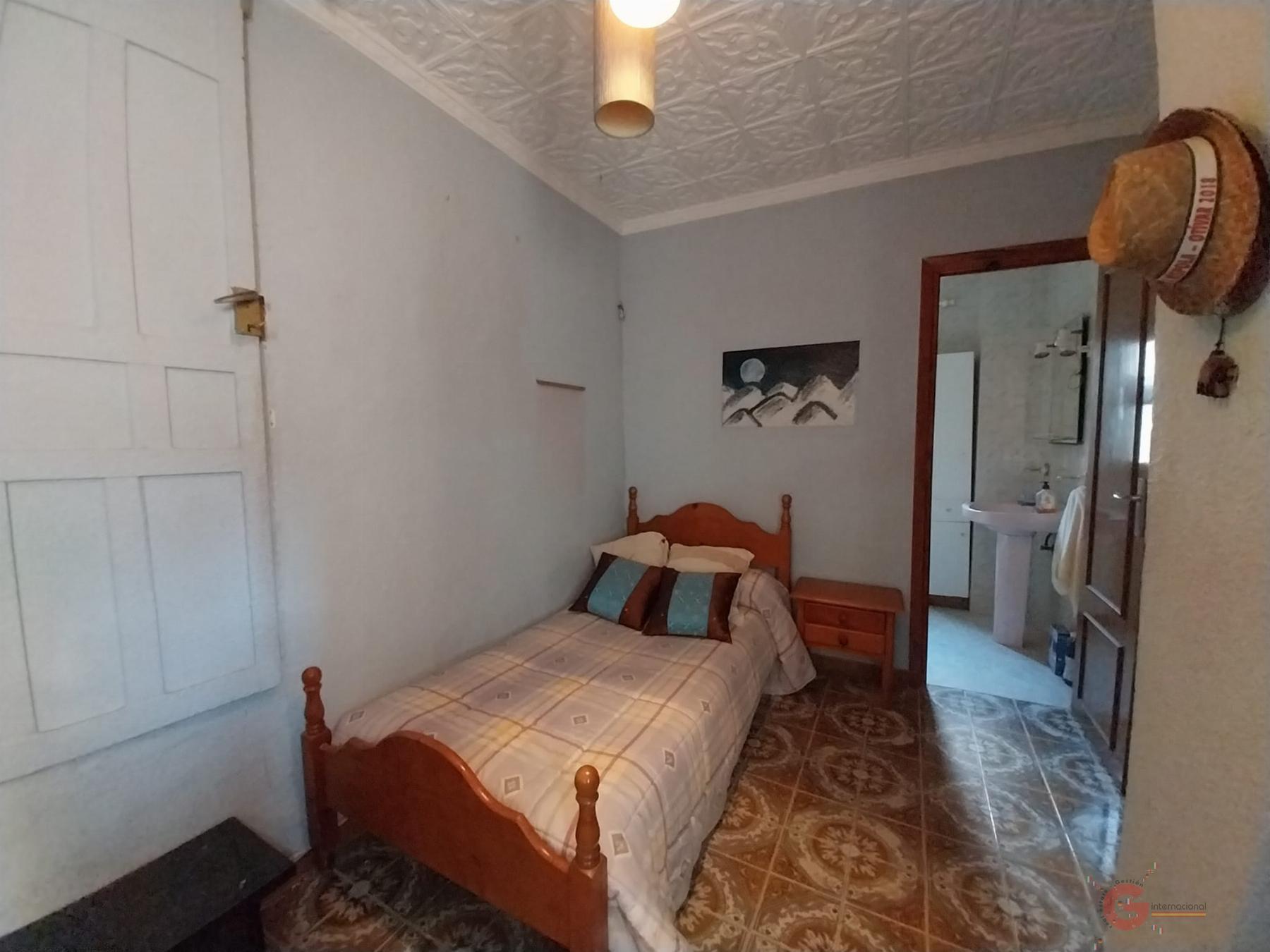 For sale of house in Itrabo