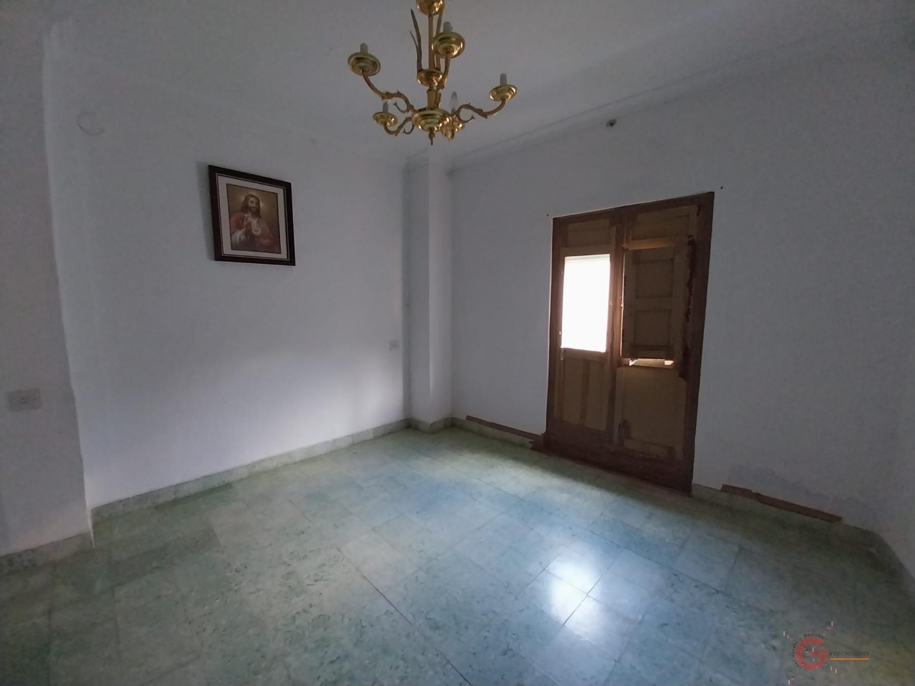 For sale of house in Itrabo