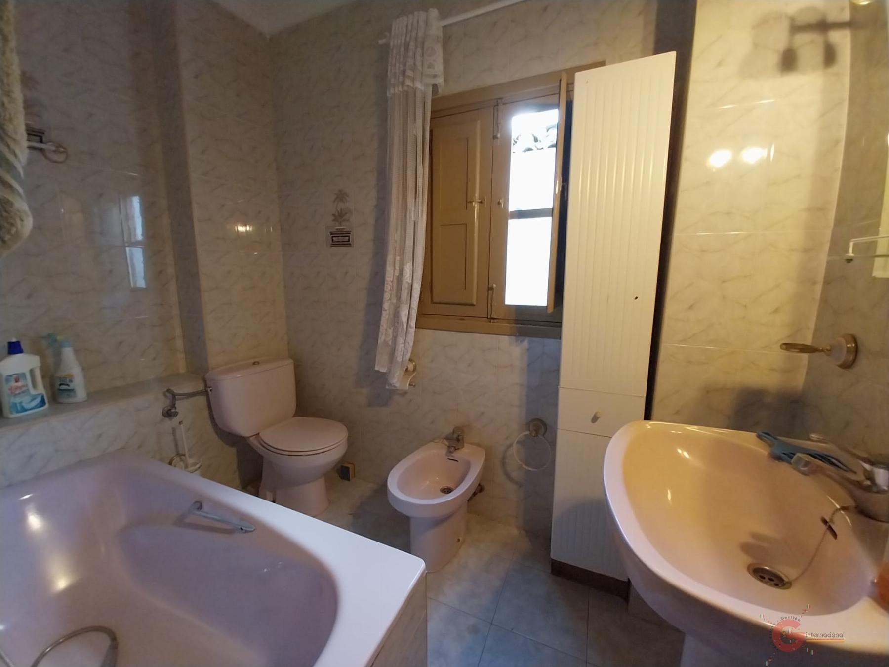 For sale of house in Itrabo