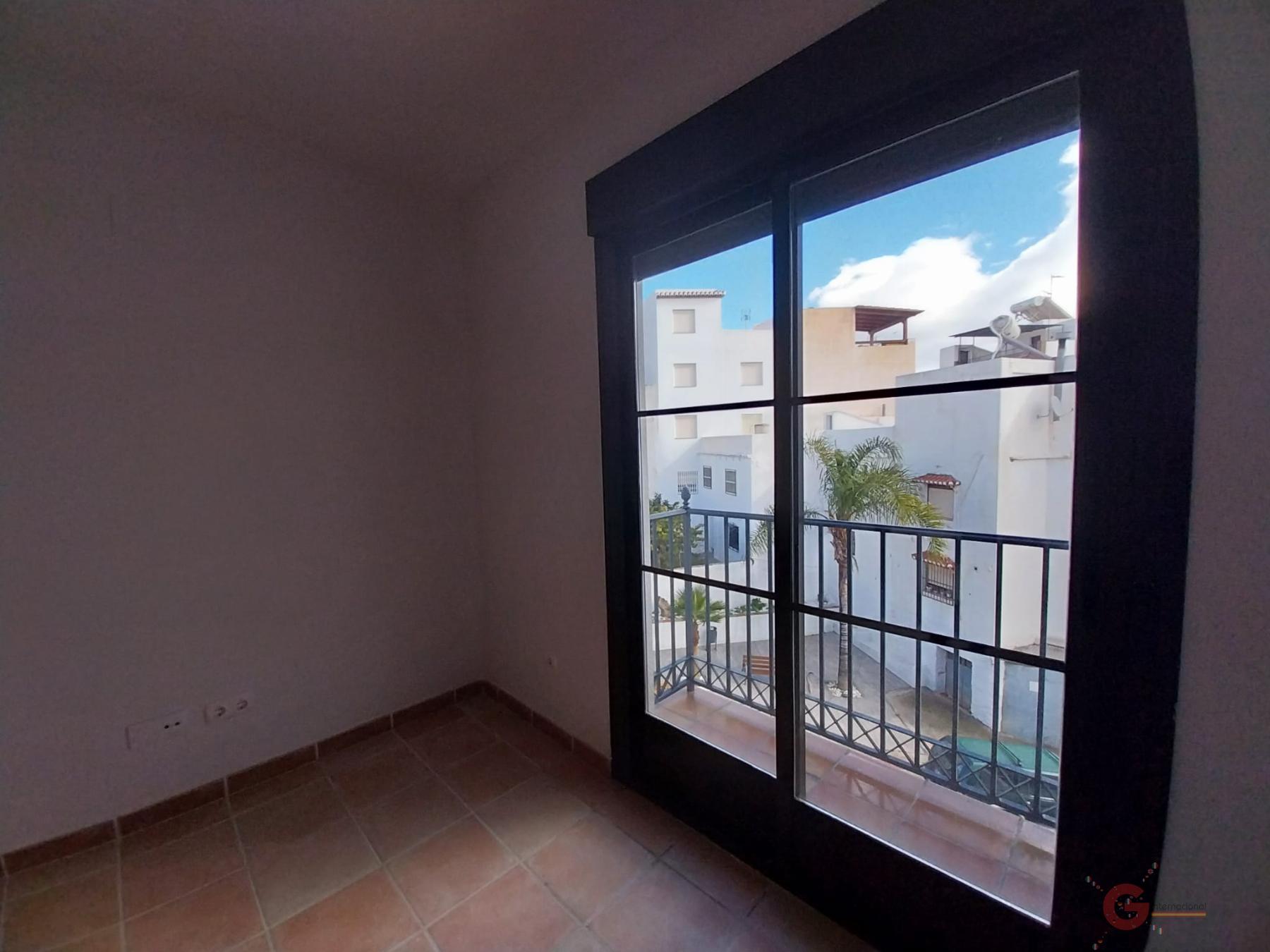 For sale of flat in Itrabo