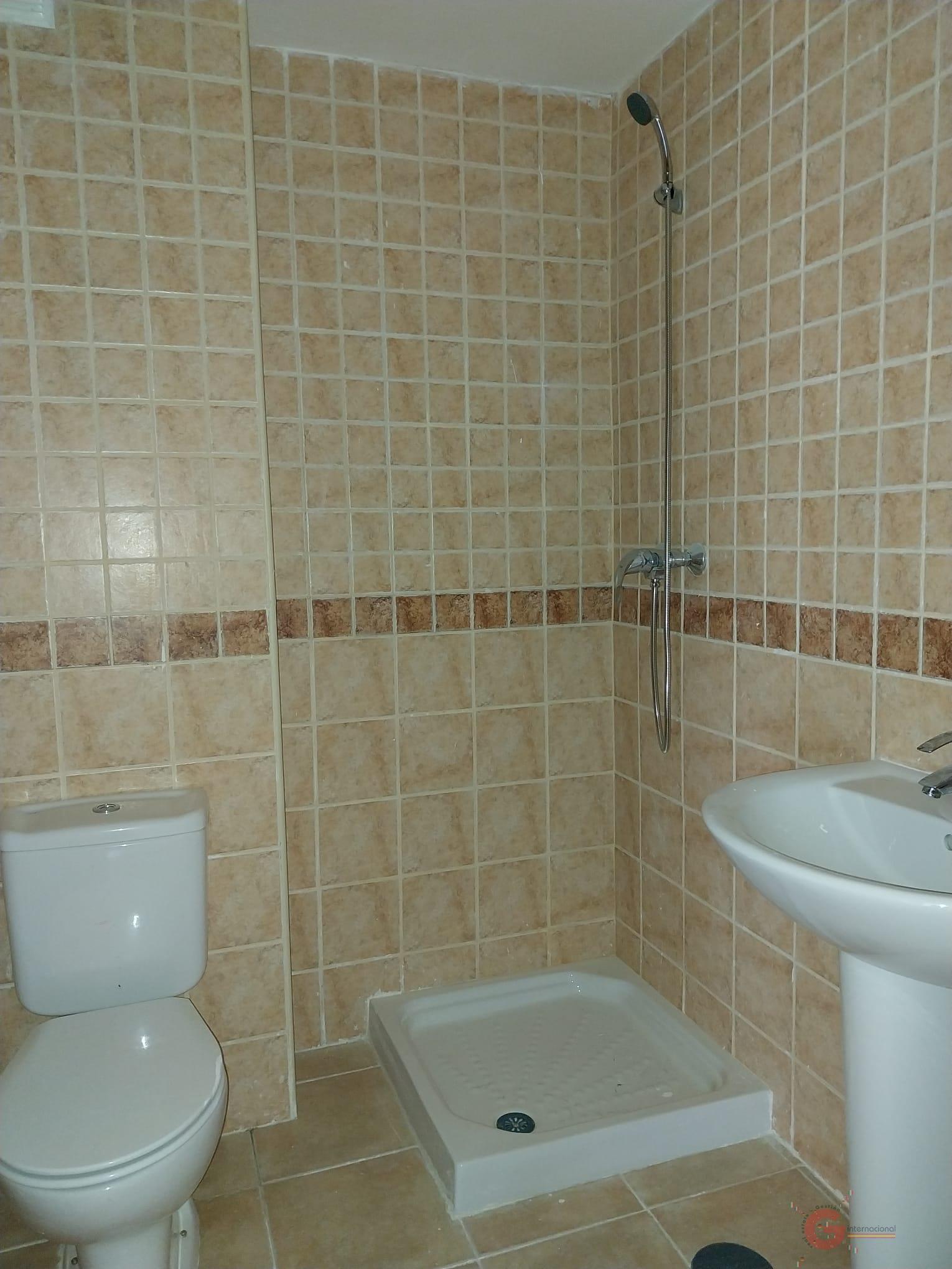 For sale of flat in Itrabo