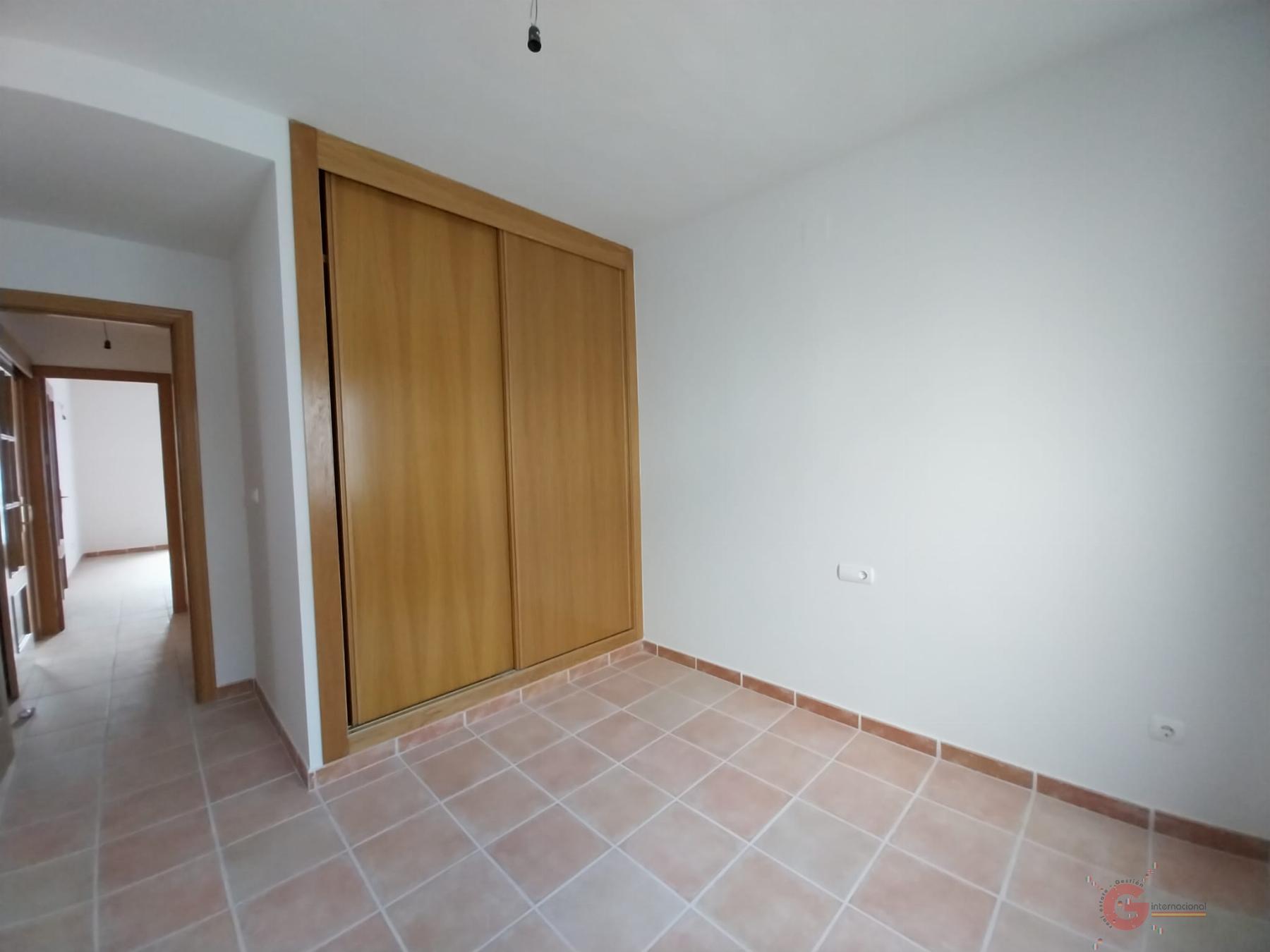 For sale of flat in Itrabo