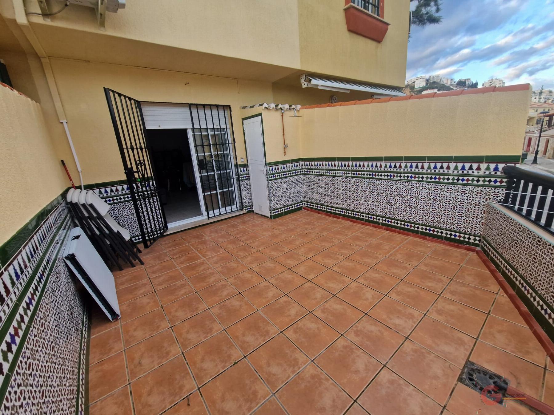 Venta de casa en Salobreña