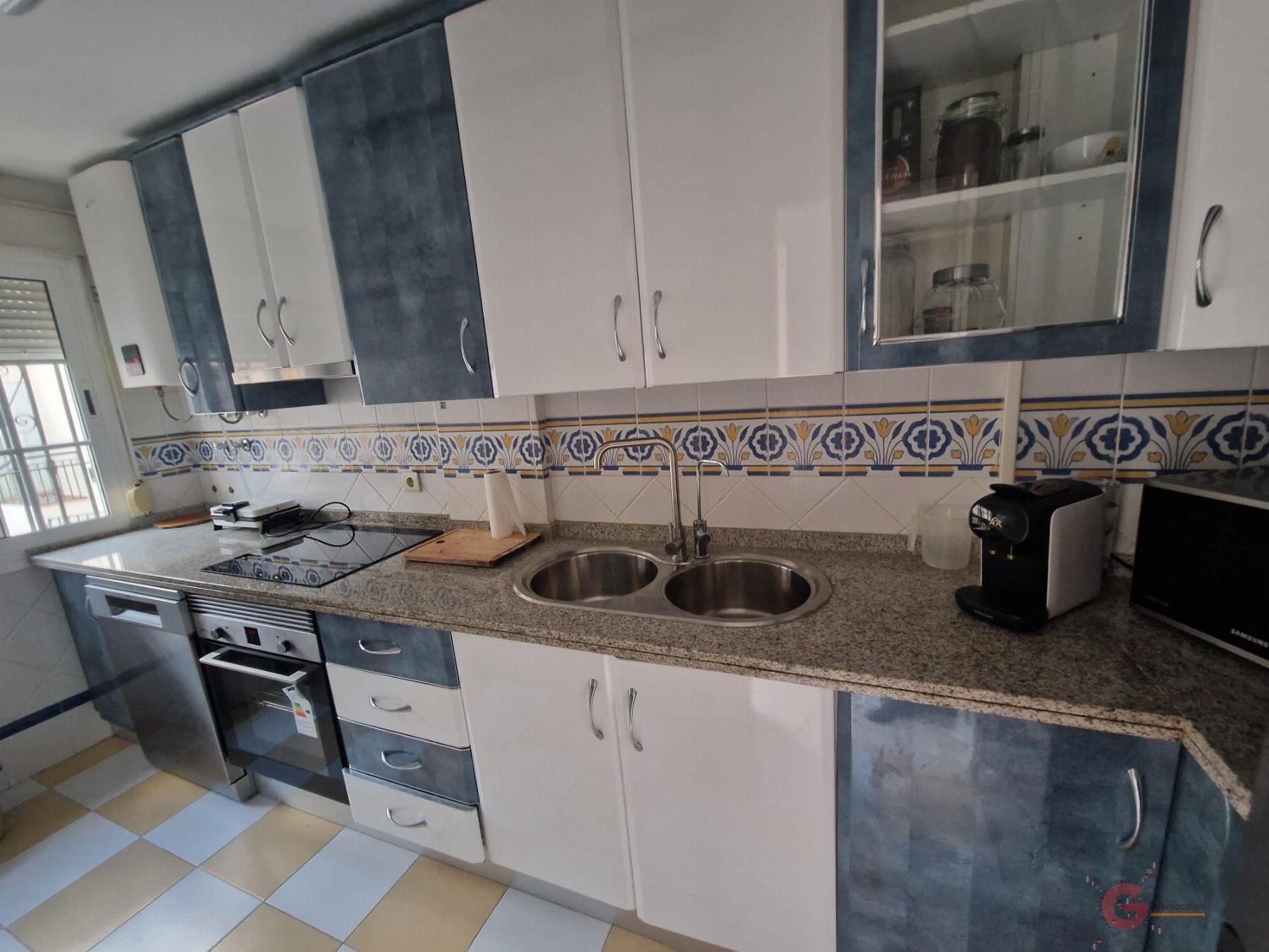 Venta de casa en Salobreña