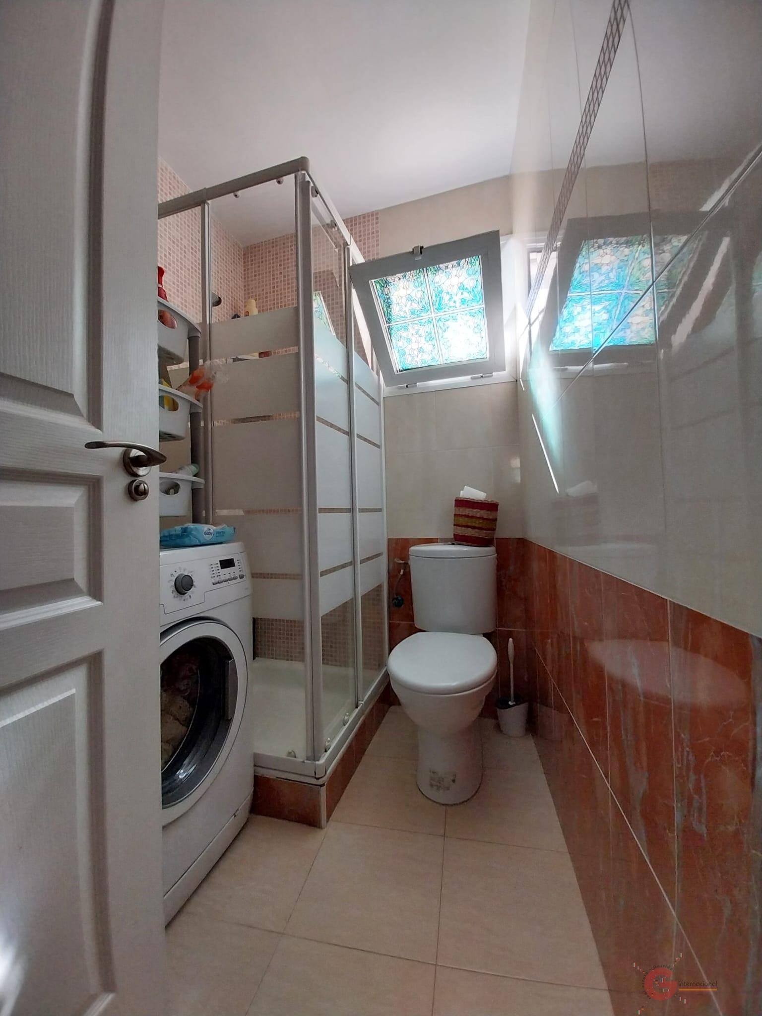 For sale of house in Lobres