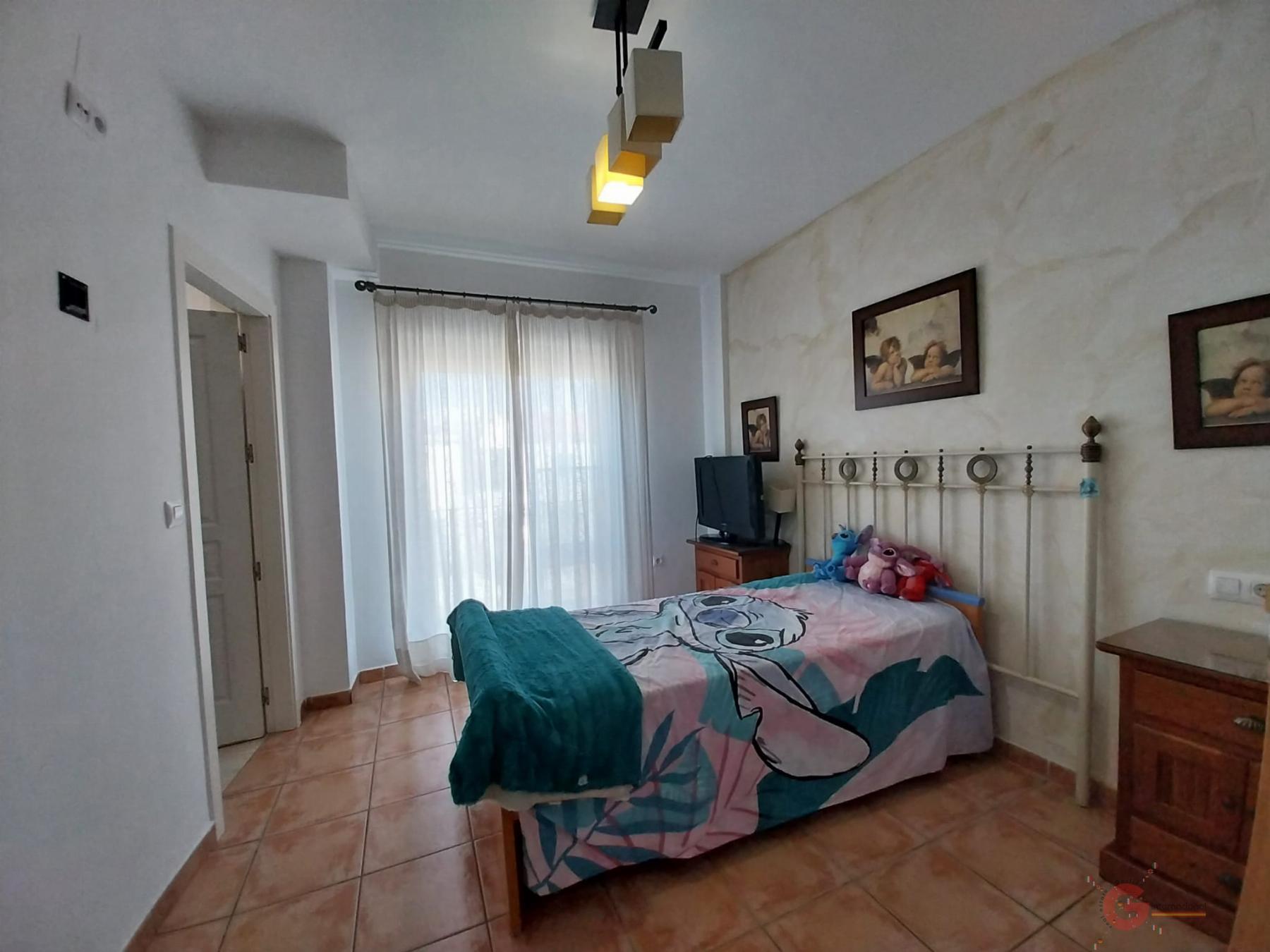 For sale of house in Lobres