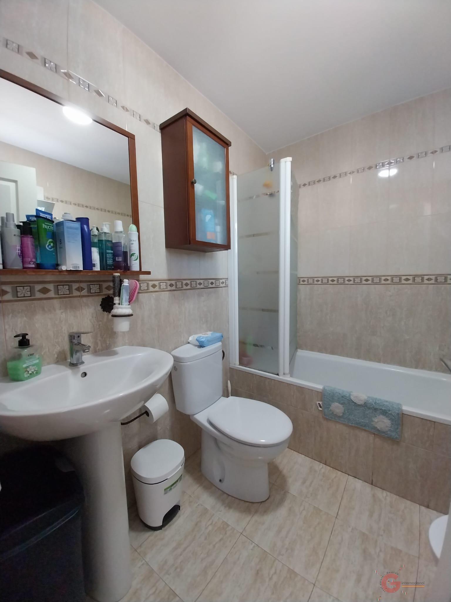 For sale of house in Lobres