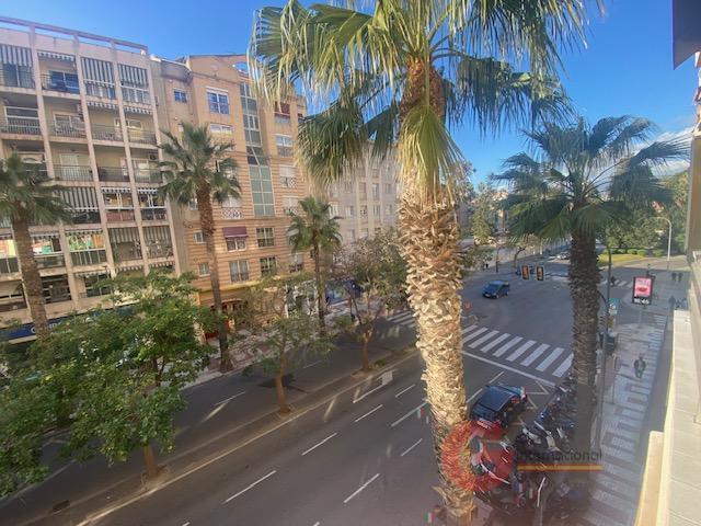 For sale of flat in Málaga