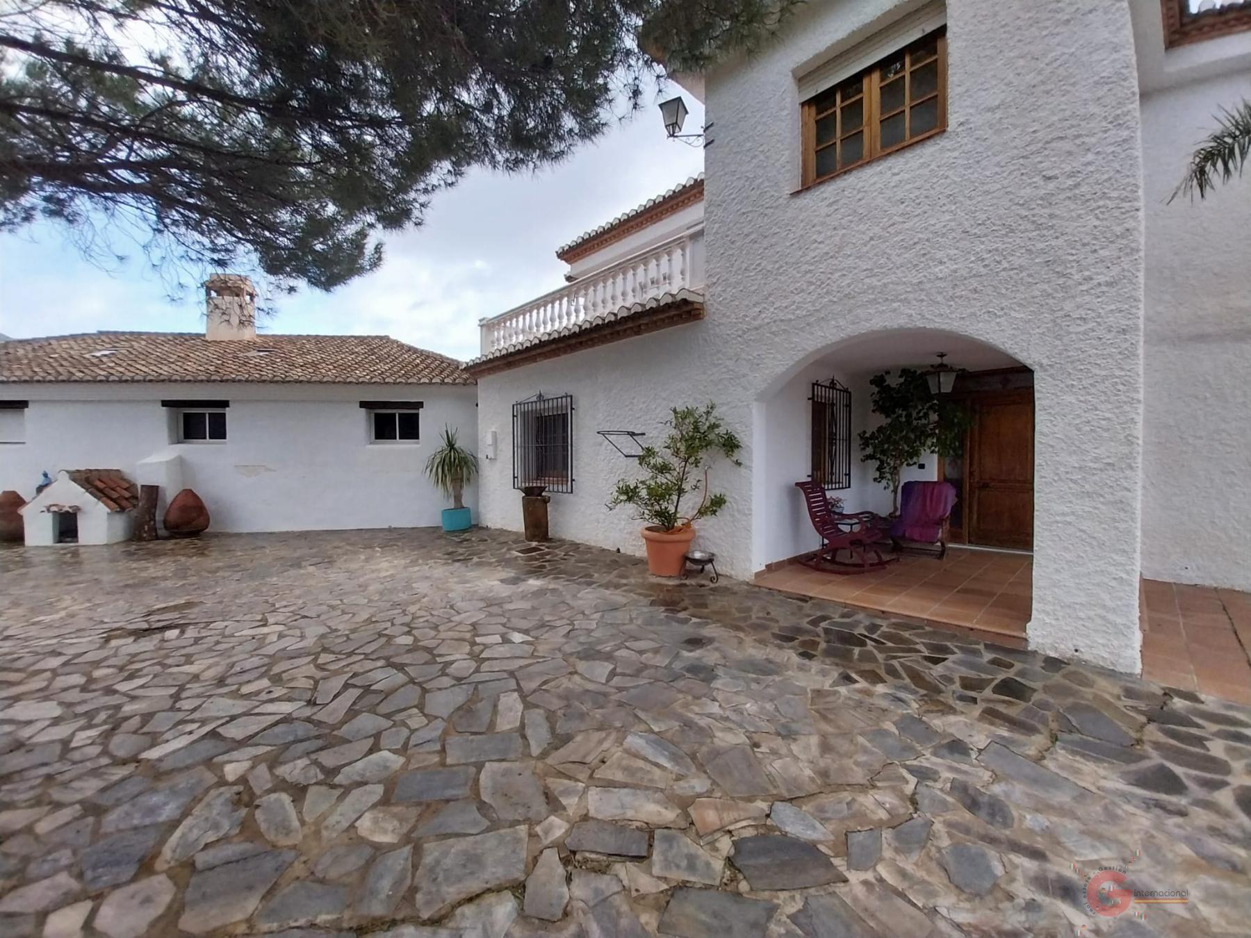 For sale of rural property in Itrabo