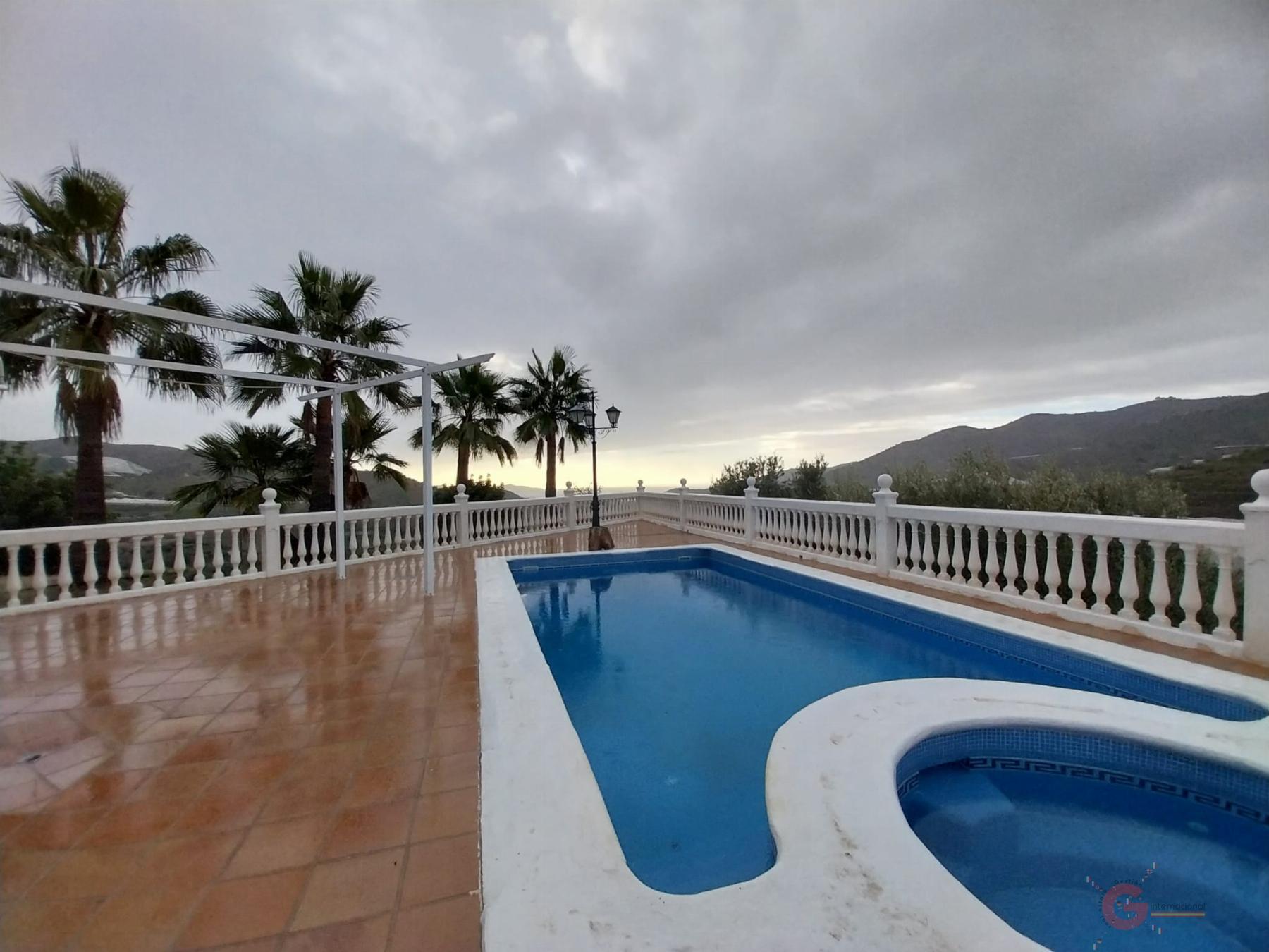 For sale of rural property in Itrabo