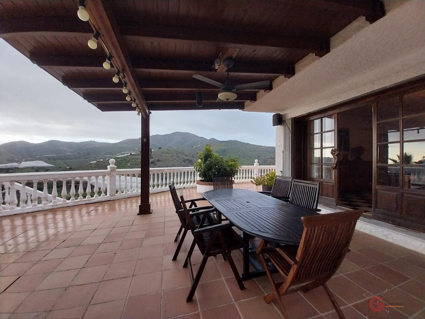 For sale of rural property in Itrabo