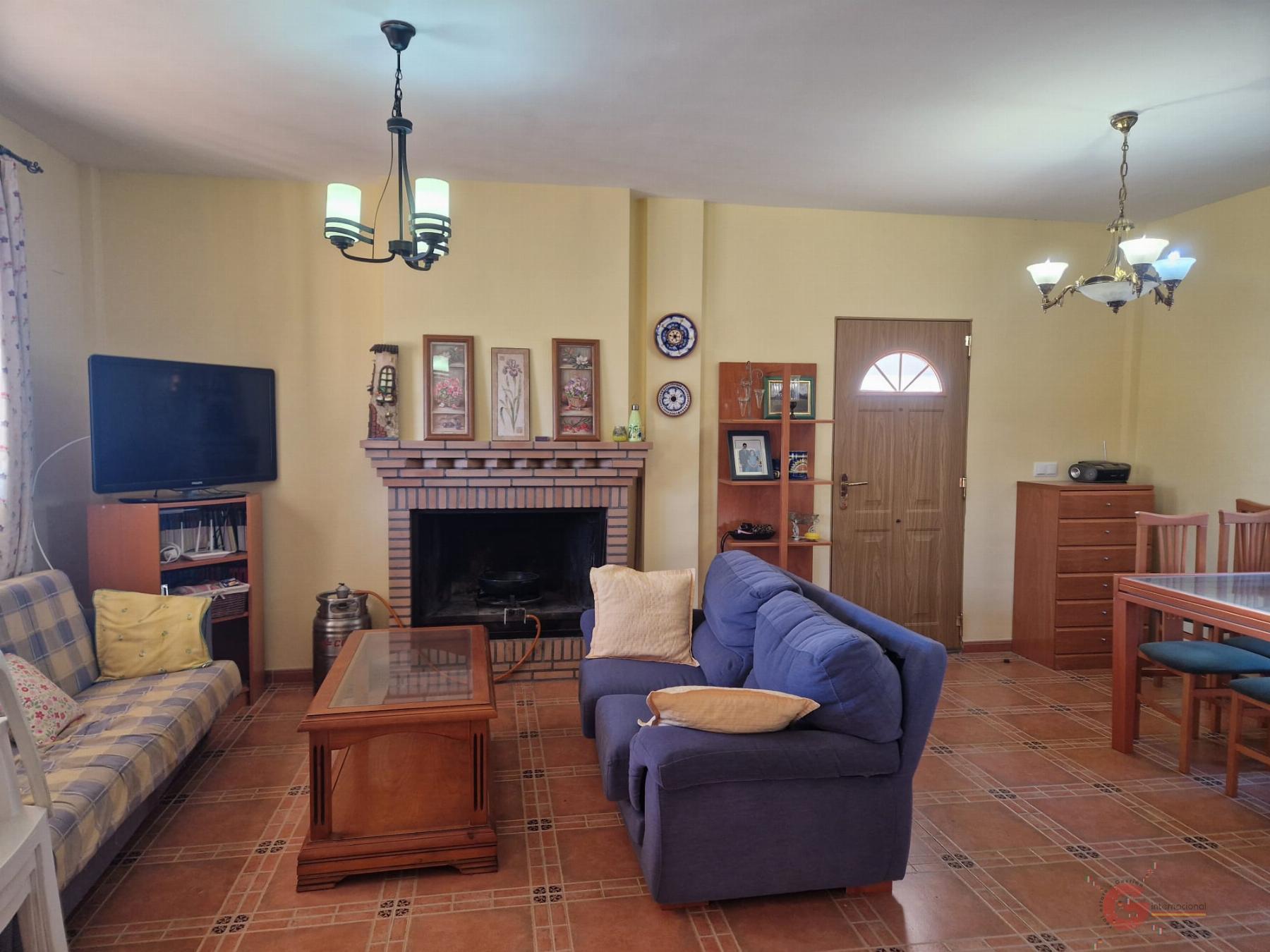 Venta de finca rústica en Itrabo