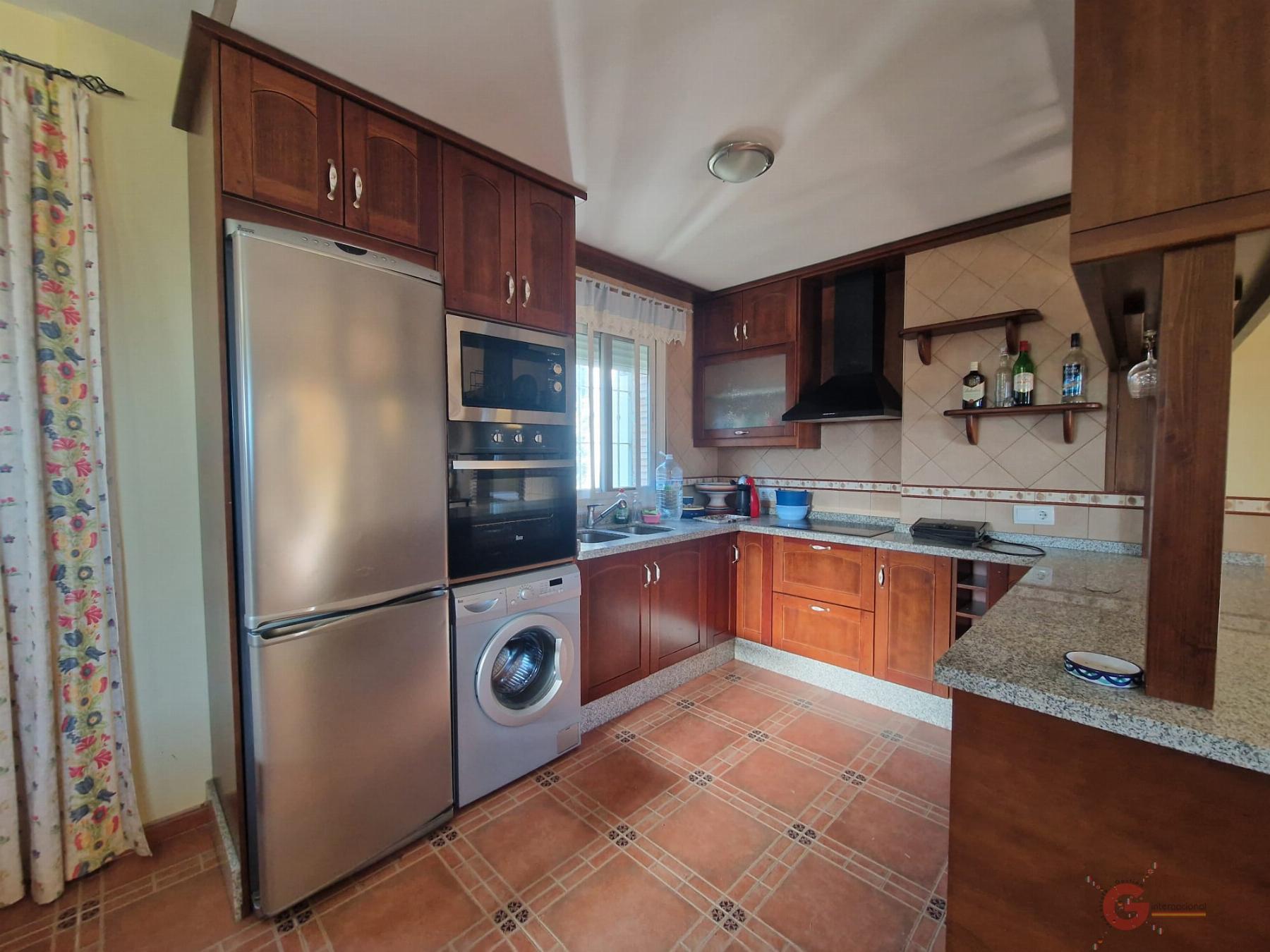 Venta de finca rústica en Itrabo