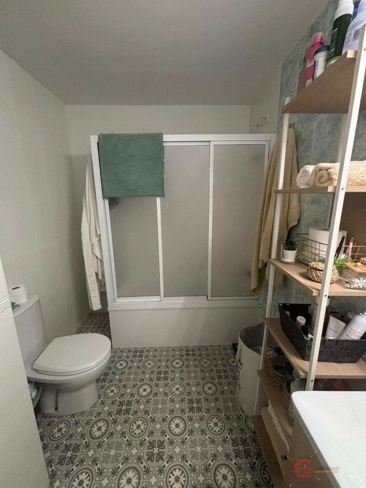 For sale of apartment in Almuñécar
