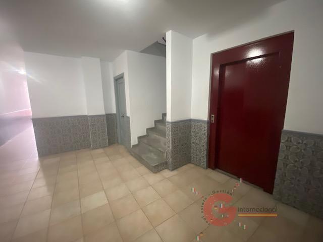For sale of apartment in Almuñécar