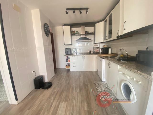 For sale of apartment in Almuñécar