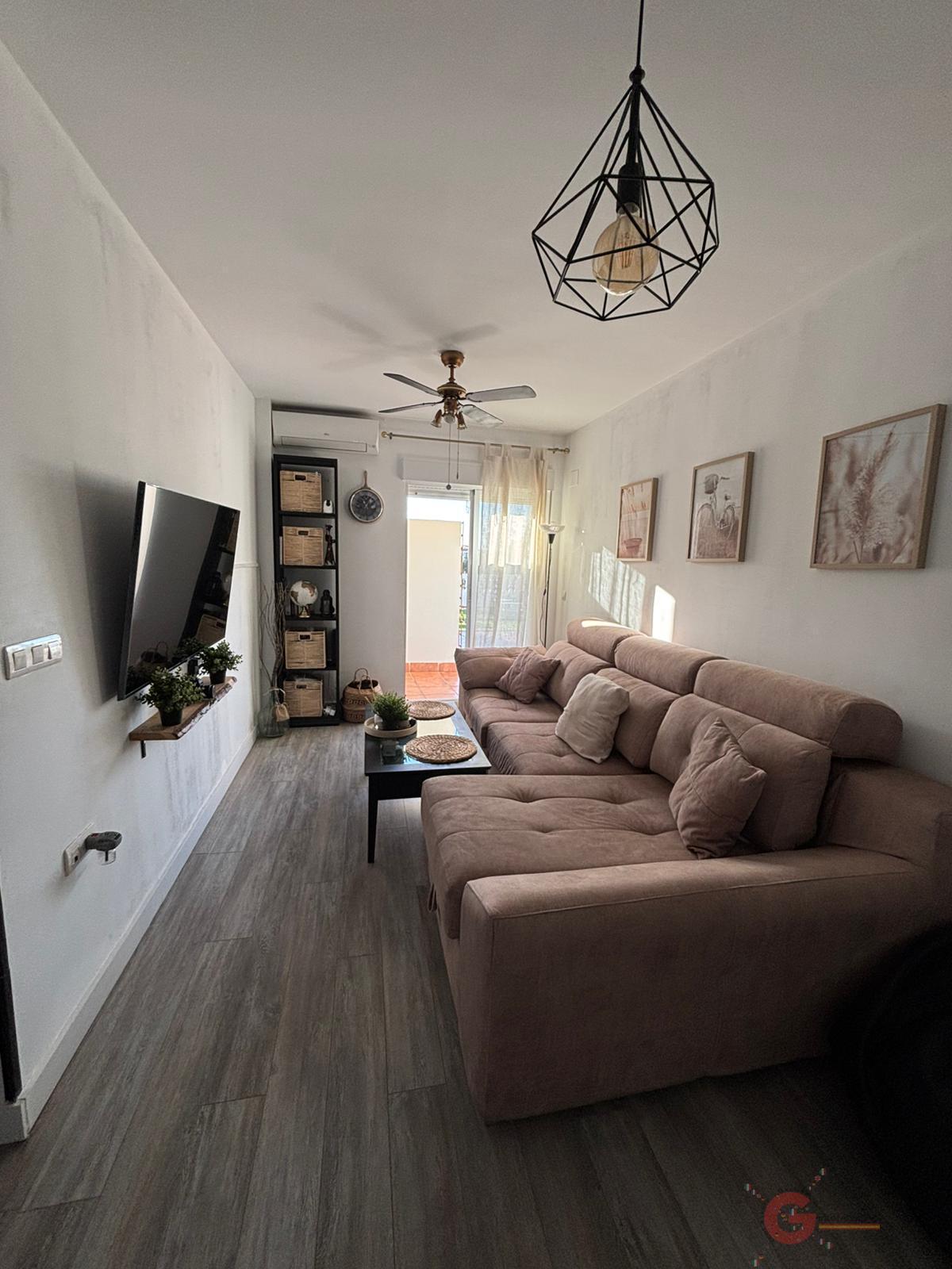 For sale of apartment in Almuñécar