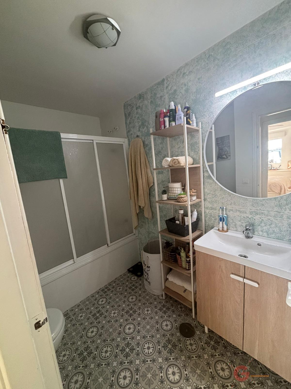 For sale of apartment in Almuñécar