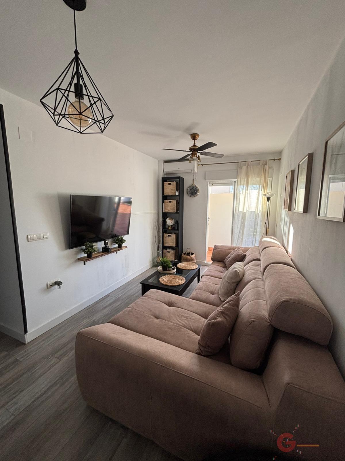 For sale of apartment in Almuñécar