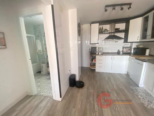 For sale of apartment in Almuñécar