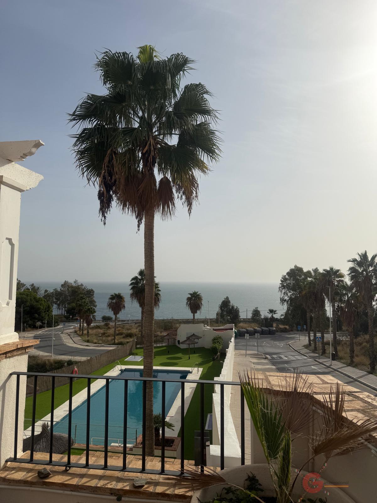 For sale of house in Salobreña